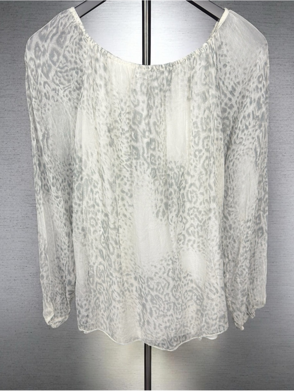 Animal-Print 100% Silk Made in Italy Peasant Top Sz-M Quite Luxury Coastal Chic